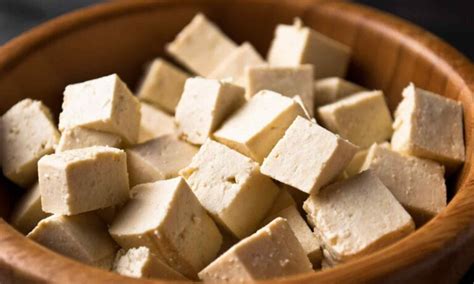  Le Tofu Pourri d'Anqing: Est-ce que cette spécialité à la saveur délicate et complexe pourrait devenir votre nouveau plat préféré ?